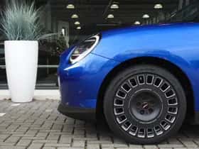 MINI Hatchback (2025) thumbnail 11