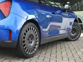 MINI Hatchback (2025) thumbnail 14