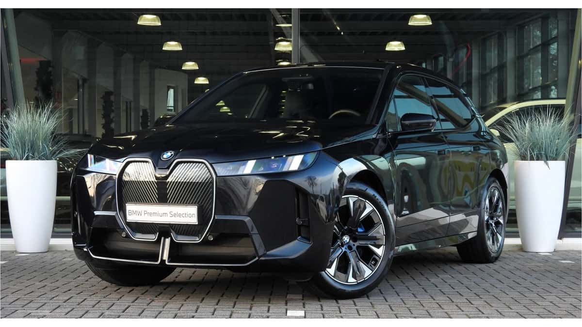 BMW iX (2025) — foto 1