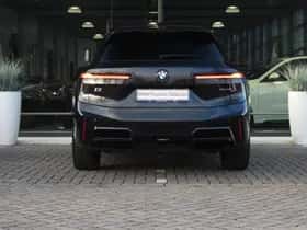 BMW iX (2025) thumbnail 23