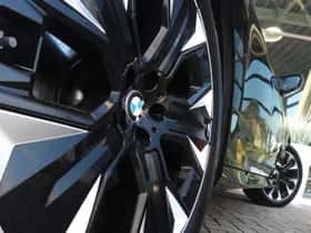 BMW iX (2025) thumbnail 27