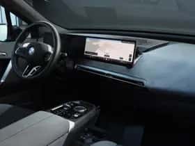 BMW iX (2025) thumbnail 34