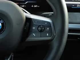 BMW iX (2025) thumbnail 38