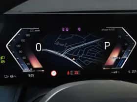 BMW iX (2025) thumbnail 41