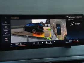 BMW iX (2025) thumbnail 44