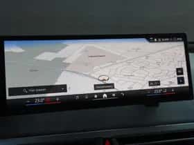 BMW iX (2025) thumbnail 45