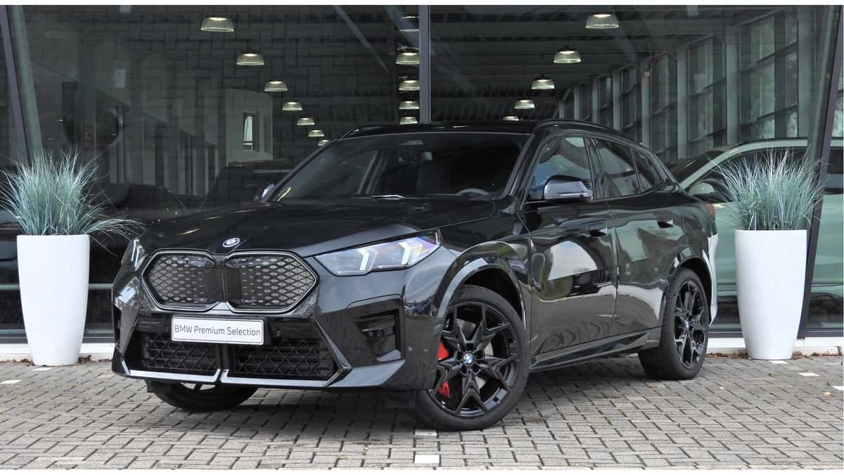 BMW iX2 (2026) — foto 1