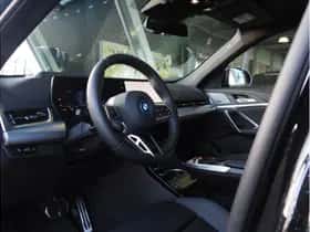 BMW iX2 (2026) thumbnail 15