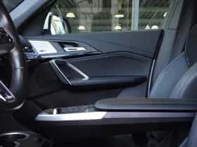 BMW iX1 (2023) thumbnail 19