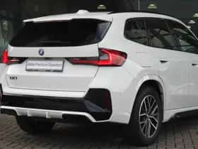 BMW iX1 (2023) thumbnail 28