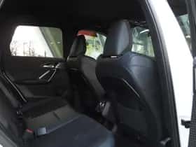 BMW iX1 (2023) thumbnail 33