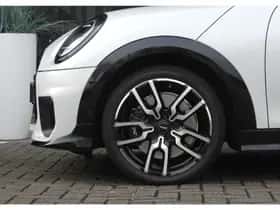 MINI Hatchback (2024) thumbnail 14