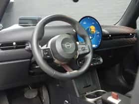 MINI Hatchback (2024) thumbnail 22