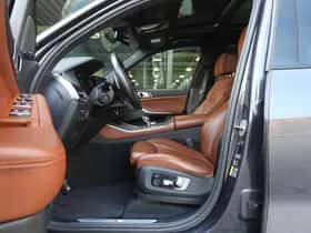 BMW X5 (2021) thumbnail 3