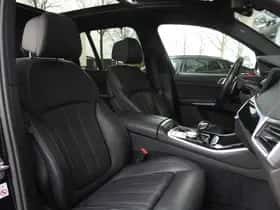 BMW X5 (2019) thumbnail 29