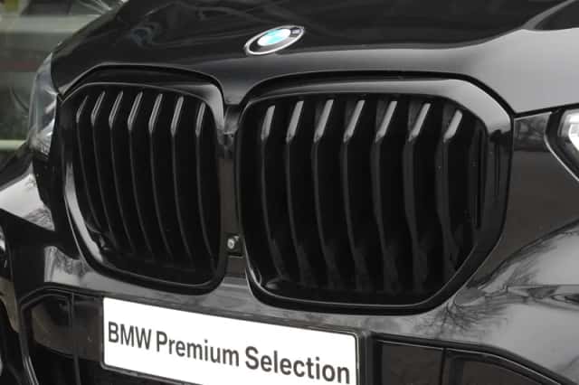 BMW X5 (2019) thumbnail 4