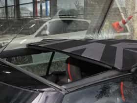 MINI Cabrio (2025) thumbnail 30