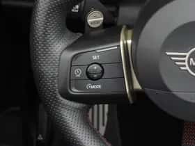 MINI Cabrio (2025) thumbnail 44