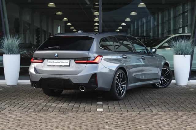 BMW 3-Serie (2023) thumbnail 5