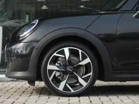MINI Cabrio (2025) thumbnail 21