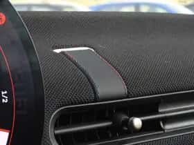 MINI Cabrio (2025) thumbnail 48