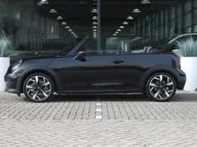 MINI Cabrio (2025) thumbnail 6