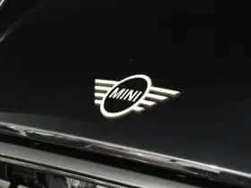 MINI Cabrio (2025) thumbnail 8