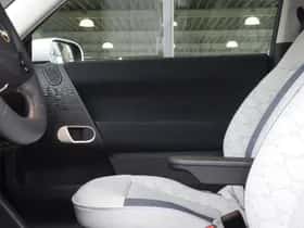 MINI Hatchback (2024) thumbnail 14