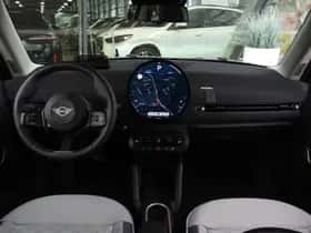 MINI Hatchback (2024) thumbnail 31