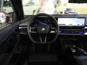 BMW 5-Serie (2025) thumbnail 2