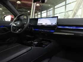 BMW 5-Serie (2025) thumbnail 38