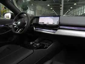 BMW i5 (2026) thumbnail 38