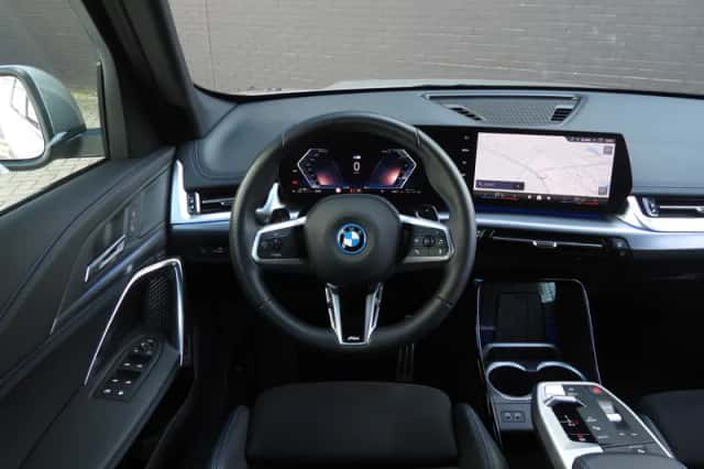 BMW X1 (2025) thumbnail 2