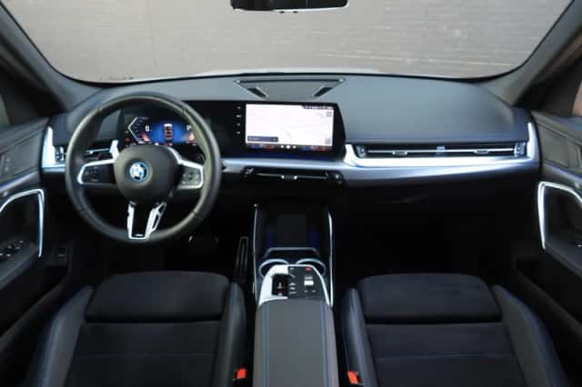 BMW X1 (2025) thumbnail 3