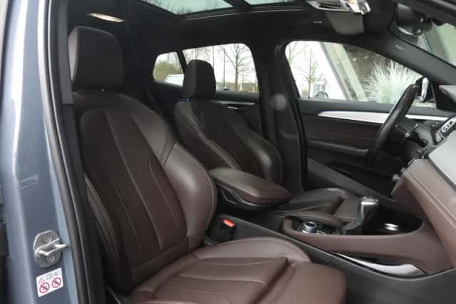 BMW X2 (2022) thumbnail 3
