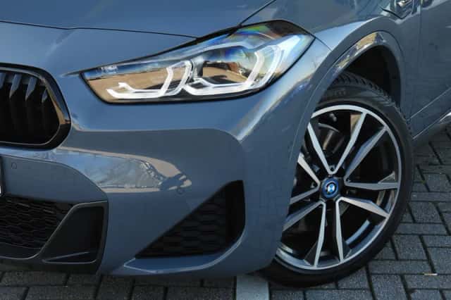 BMW X2 (2022) thumbnail 5