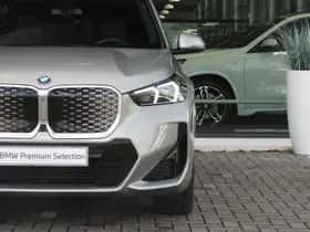 BMW iX1 (2025) thumbnail 12
