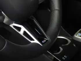 BMW iX1 (2025) thumbnail 15