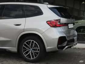 BMW iX1 (2025) thumbnail 22