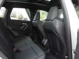 BMW iX1 (2025) thumbnail 33
