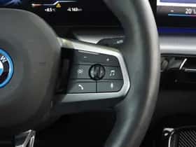 BMW iX1 (2025) thumbnail 38