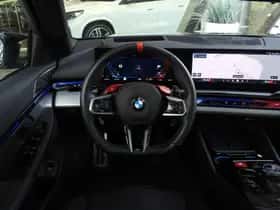 BMW M5 (2025) thumbnail 3