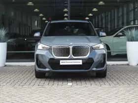 BMW iX1 (2025) thumbnail 6