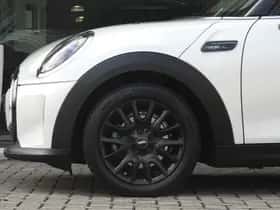 MINI Hatchback (2023) thumbnail 16