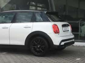 MINI Hatchback (2023) thumbnail 17