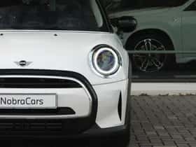 MINI Hatchback (2023) thumbnail 7