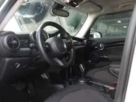 MINI Hatchback (2023) thumbnail 10