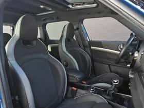 MINI Countryman (2022) thumbnail 31