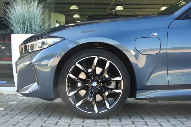 BMW 3-Serie (2025) thumbnail 6
