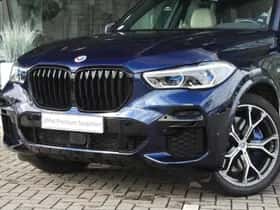 BMW X5 (2023) thumbnail 2